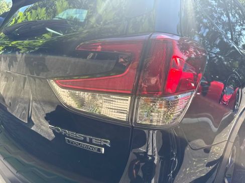 Used 2023 Subaru Forester Touring AWD/4WD image 8