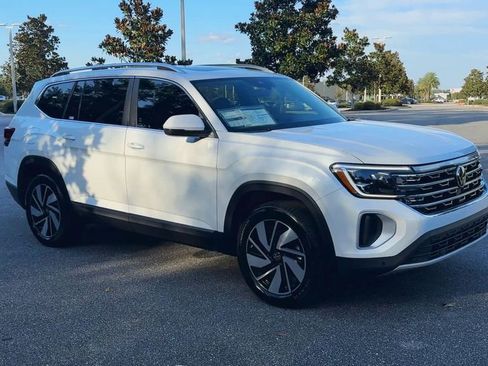 New 2026 Volkswagen Atlas SEL image 2