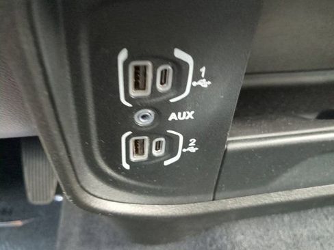 Used 2024 RAM 2500 Big Horn w/ Night Edition image 22