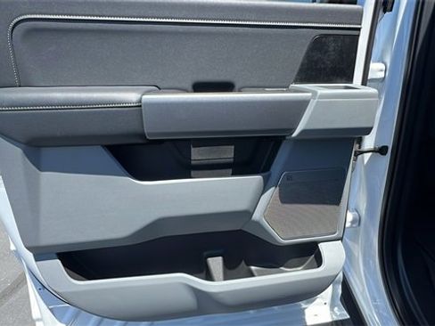 New 2025 Ford F250 XLT w/ Black Appearance Package image 15