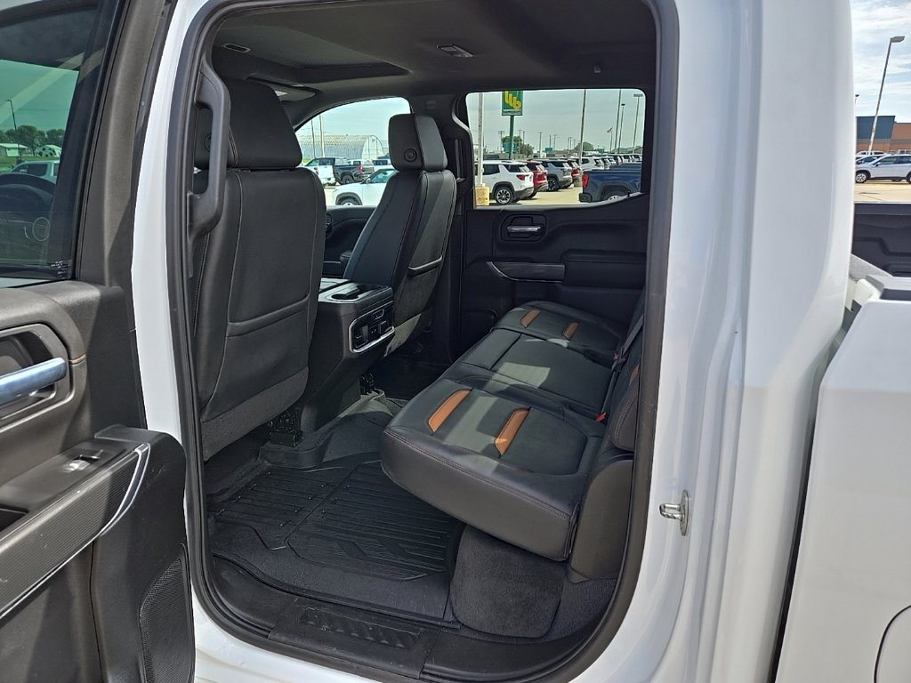 Used 2021 GMC Sierra 1500 AT4 w/ AT4 Premium Package AWD/4WD image 14