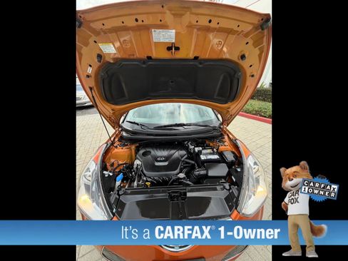 Used 2012 Hyundai Veloster w/ Style Pkg image 39