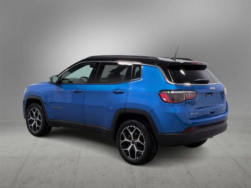 Certified 2025 Jeep Compass Limited image 6
