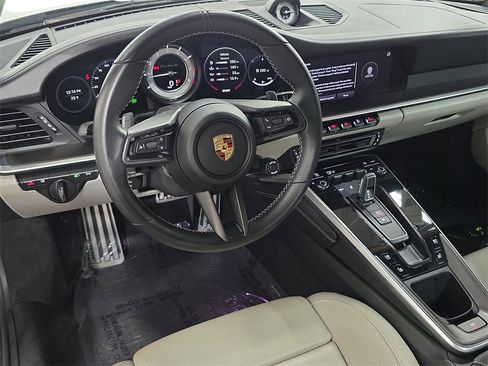 Used 2022 Porsche 911 Turbo S image 4