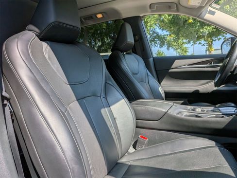 Used 2023 INFINITI QX60 Sensory w/ Vision Package image 39