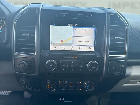 Used 2018 Ford F150 XLT w/ Equipment Group 302A Luxury RWD image 12
