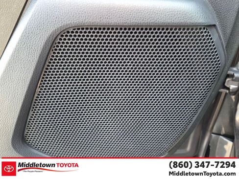Certified 2024 Toyota Highlander XLE AWD/4WD image 13