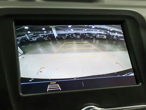 Used 2019 Chevrolet Equinox LT FWD image 23