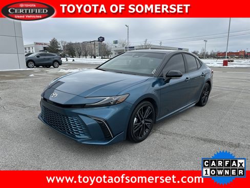 Certified 2025 Toyota Camry XSE image 1