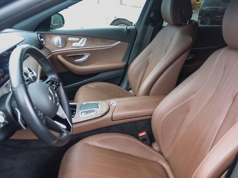 Used 2022 Mercedes-Benz E 350 4MATIC Sedan image 19