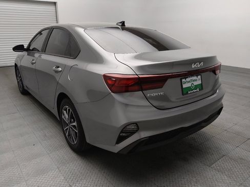 Used 2023 Kia Forte LXS FWD image 5