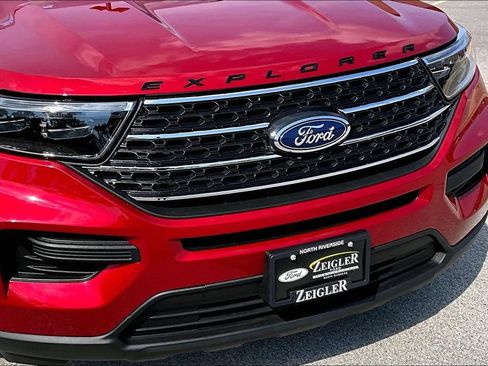 Certified 2023 Ford Explorer XLT AWD/4WD image 30