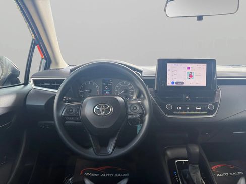 Used 2024 Toyota Corolla LE FWD image 25
