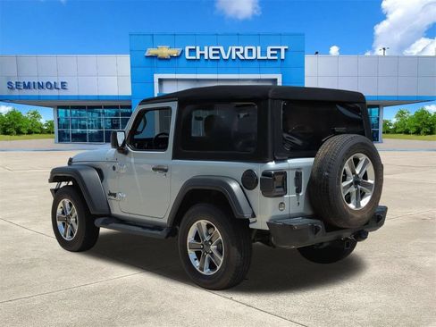 Used 2023 Jeep Wrangler Sport AWD/4WD image 3