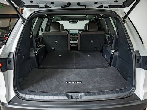 Certified 2026 Lexus TX 350 AWD w/ Technology Package image 41