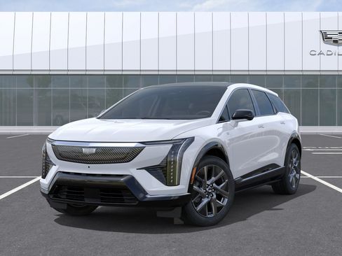 New 2026 Cadillac Optiq Luxury 2 RWD image 6
