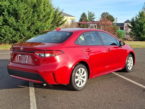 Certified 2021 Toyota Corolla LE image 6