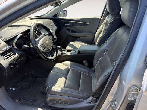 Used 2018 Chevrolet Impala Premier FWD image 10