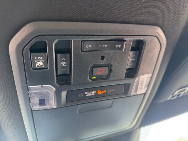 New 2026 Toyota Tundra Limited AWD/4WD image 24