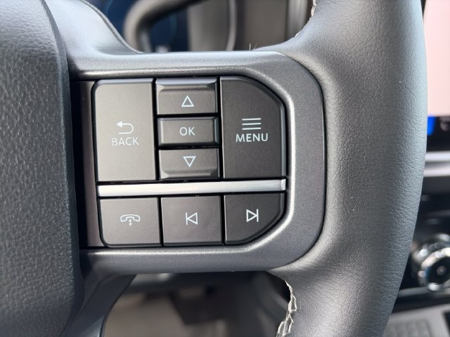 New 2027 Ford F350 Lariat w/ Black Appearance Package AWD/4WD image 13