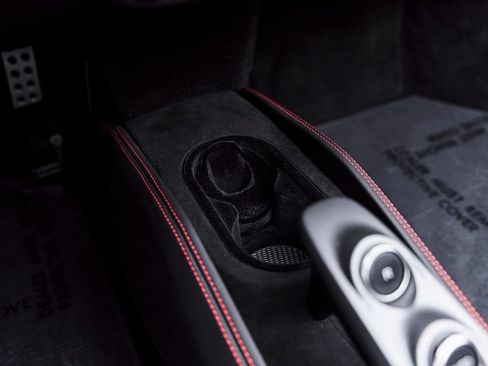 Used 2022 Ferrari F8 Tributo RWD image 85