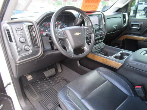 Used 2019 Chevrolet Silverado 3500 LTZ w/ Duramax Plus Package AWD/4WD image 17