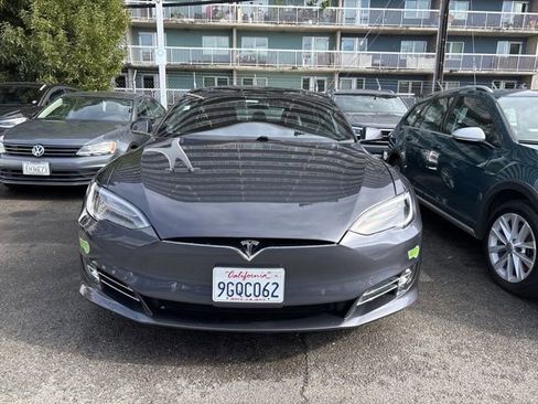 Used 2018 Tesla Model S P100D image 2