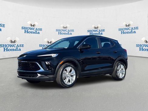 Used 2024 Buick Encore GX Preferred image 2