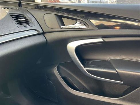 Used 2013 Buick Regal Premium image 35