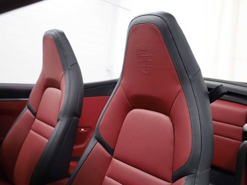 Certified 2025 Porsche 911 Carrera RWD image 19