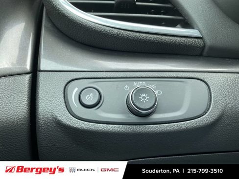 Certified 2020 Buick Encore Preferred FWD image 21