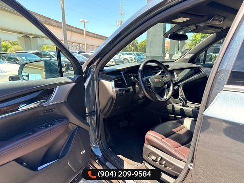 Used 2020 Cadillac XT6 Premium Luxury image 18