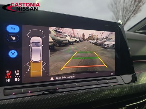 Used 2024 Volkswagen Golf R image 42