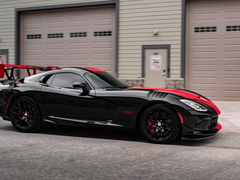 Used 2017 Dodge Viper GTC w/ ACR Package RWD image 13