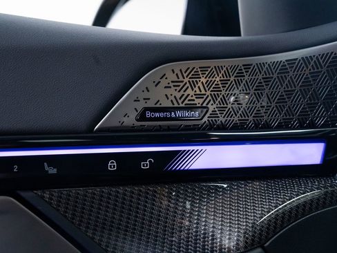 Used 2025 BMW M5 Touring AWD/4WD image 17