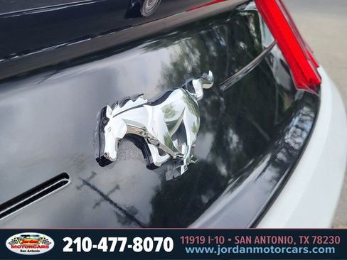 Used 2020 Ford Mustang Coupe RWD image 11