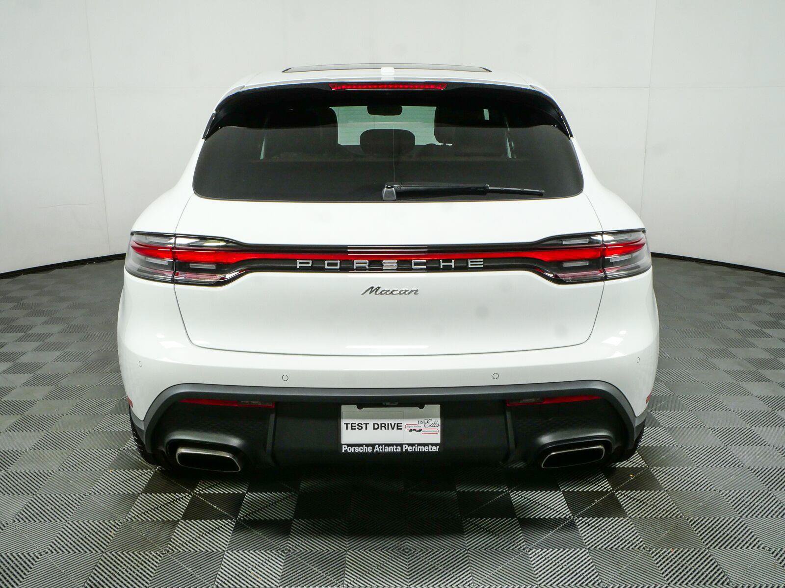 New 2026 Porsche Macan Turbo AWD/4WD image 32