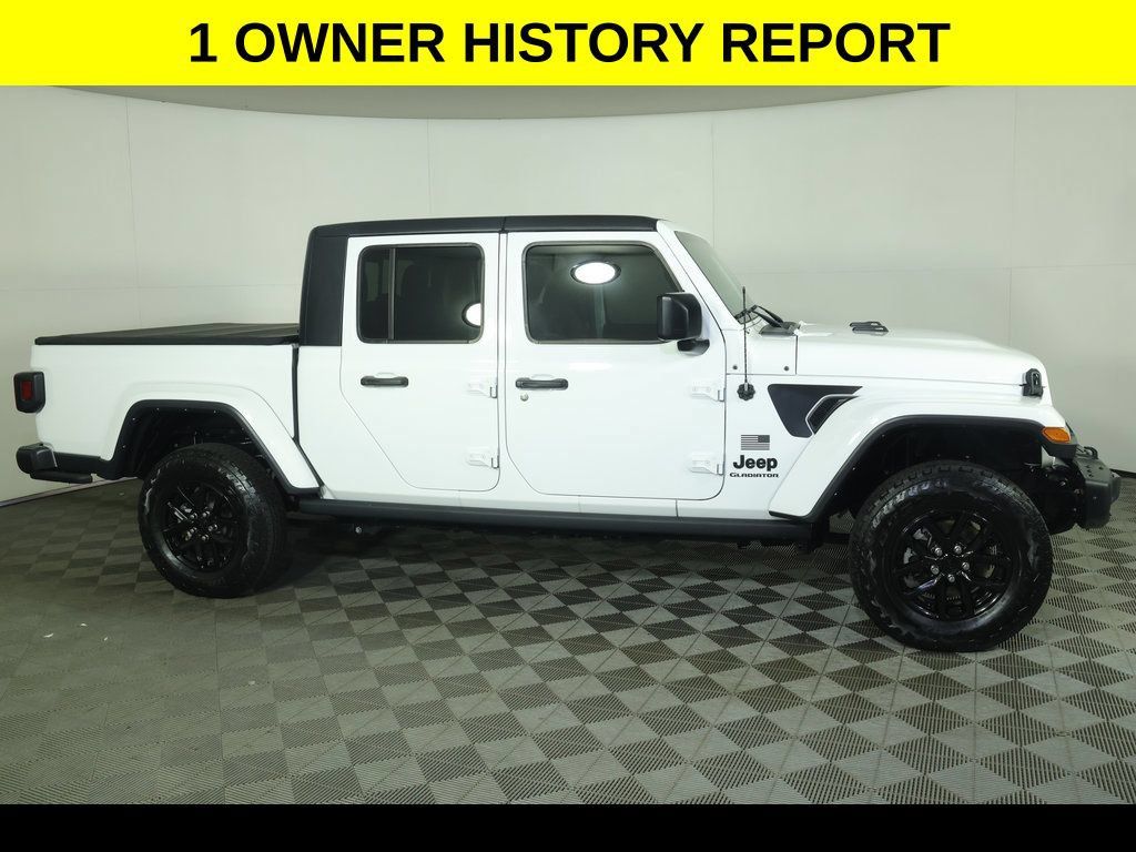 Used 2023 Jeep Gladiator Sport AWD/4WD image 2