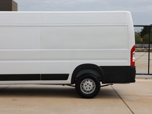 Used 2023 RAM ProMaster 3500 w/ Premium Convenience Group FWD image 29