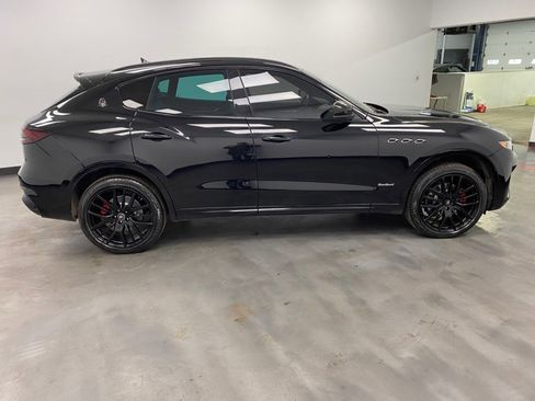 Used 2020 Maserati Levante GranSport image 7