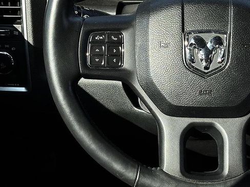 Used 2018 RAM 1500 Big Horn image 19