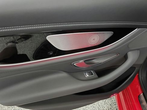 Used 2021 Mercedes-Benz AMG GT 43 w/ Driver Assistance Package image 28