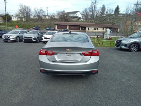 Used 2024 Chevrolet Malibu LS w/ Driver Confidence Package FWD image 5