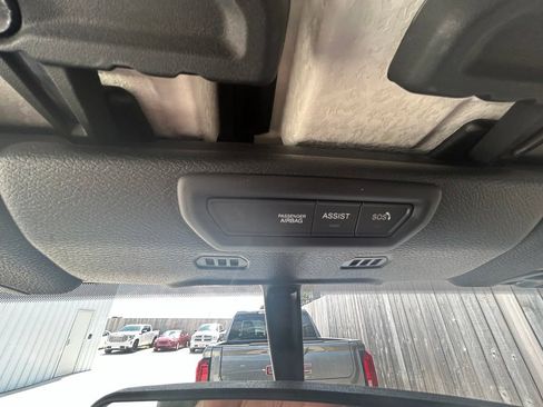 Used 2023 Jeep Gladiator Sport AWD/4WD image 30