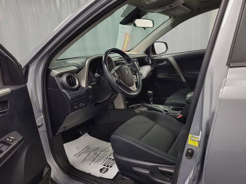 Used 2018 Toyota RAV4 XLE w/ Plus Extra Value Package image 12