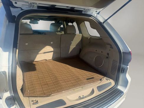 Used 2014 Jeep Grand Cherokee Overland w/ Advanced Technology Group image 38