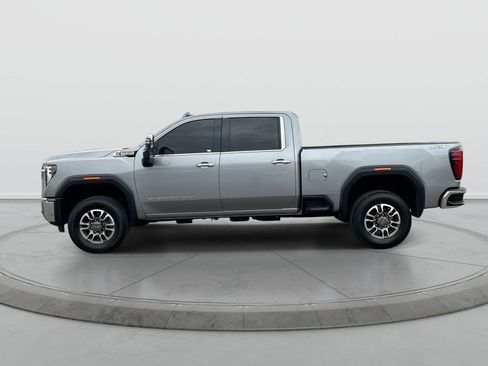 Used 2025 GMC Sierra 2500 SLT AWD/4WD image 5