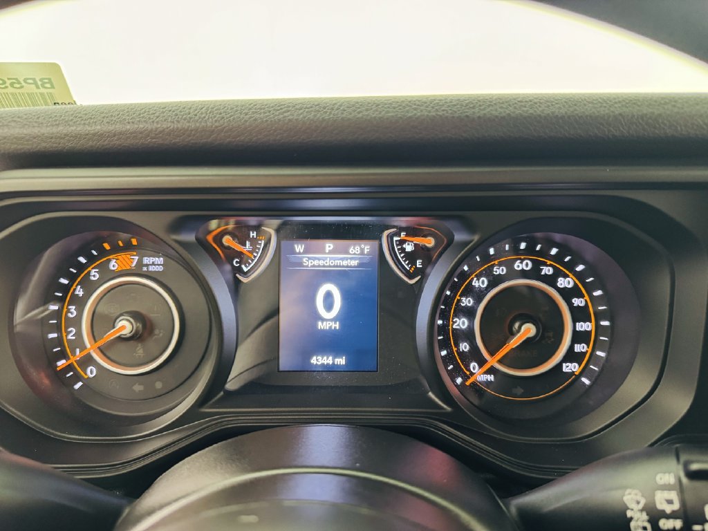 Used 2026 Jeep Wrangler Sport AWD/4WD image 10
