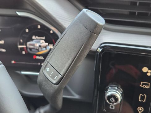 New 2026 GMC Sierra 3500 Denali Ultimate AWD/4WD image 36