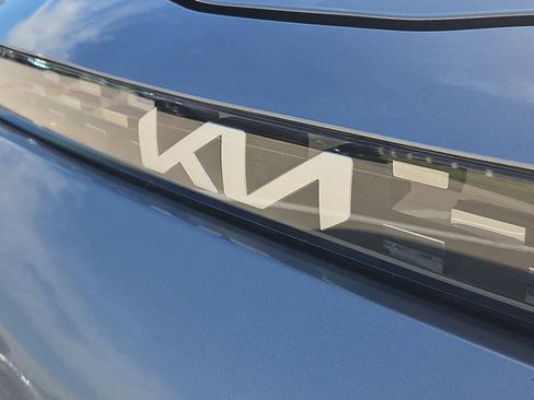 Certified 2025 Kia Soul S image 10